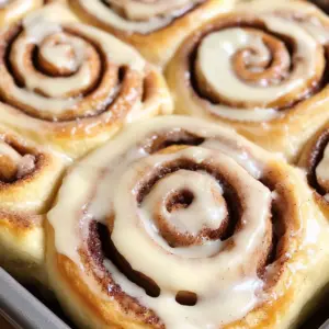 The BEST Soft And Easy Cinnamon Rolls Recipe